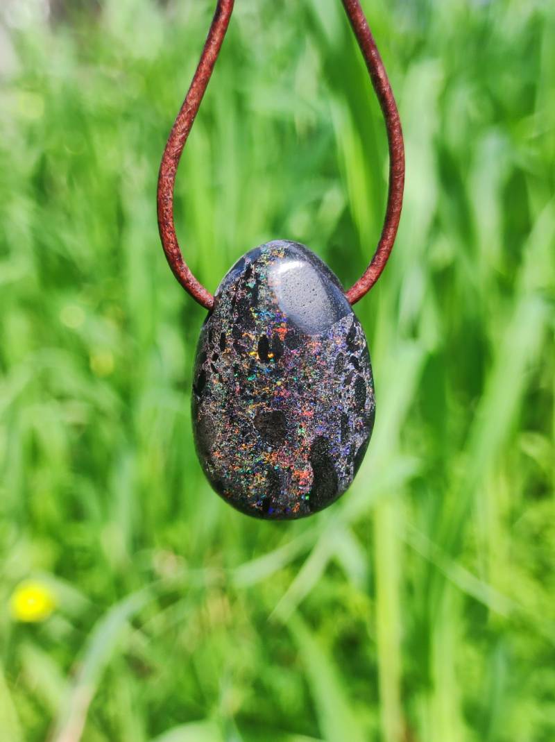 Black Opal - Edelstein Kette Bunt Funkelnd Rarität Natur Heilstein Energie Chakra Kristall Anhänger Mann Frau Kind Vater Geschenk Er Sie von ArtOfNatureBerlin