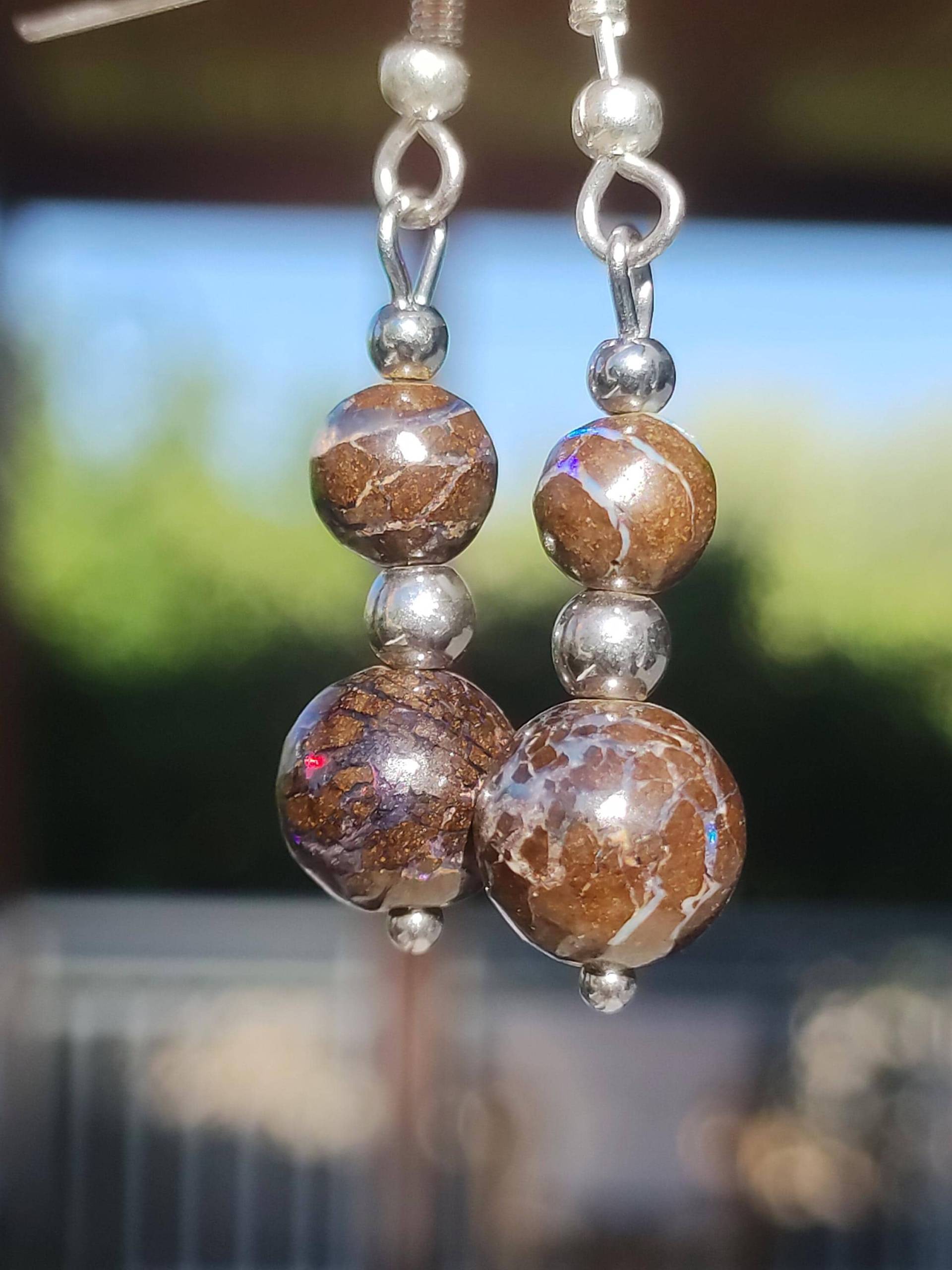 Boulder Opal - Edelstein Ohrringe Natur Heilstein Schmuck Rarität Frau Sie Freundin Geschenk Edel Ohrhänger Hochwertig Handarbeit Unikat von ArtOfNatureBerlin