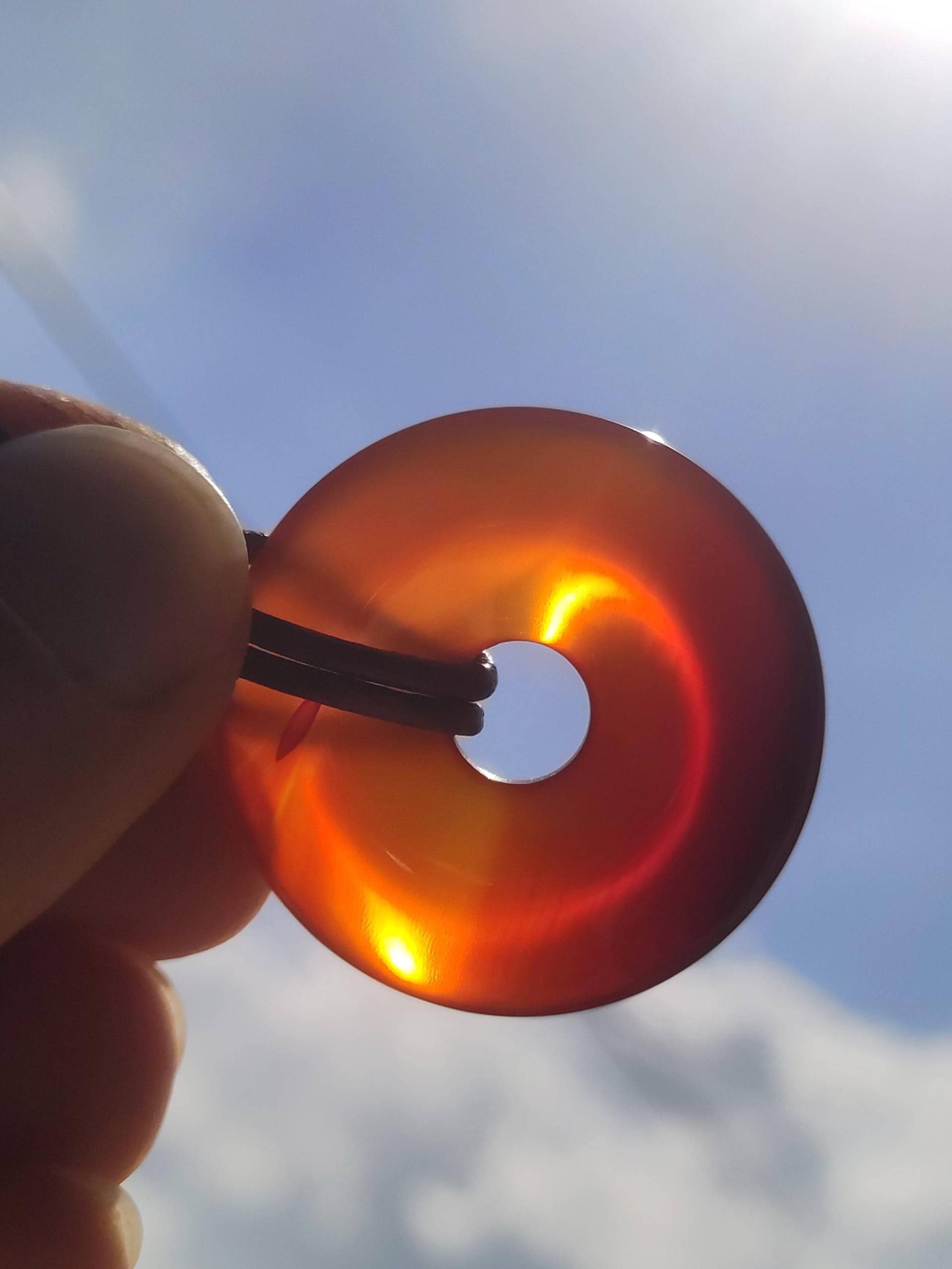 Carneol Carnelian Karneol A - Edelstein Donut Kette Rot Natur Heilstein Kristalle Anhänger Mann Frau Kind Geschenk Er Sie Bruder Schwester Carneol Carnelian Karneol A - Edelstein Donut Kette Rot Natur Heilstein Kristalle Anhänger Mann Frau Kind Geschenk Er Sie Bruder Schwester von ArtOfNatureBerlin