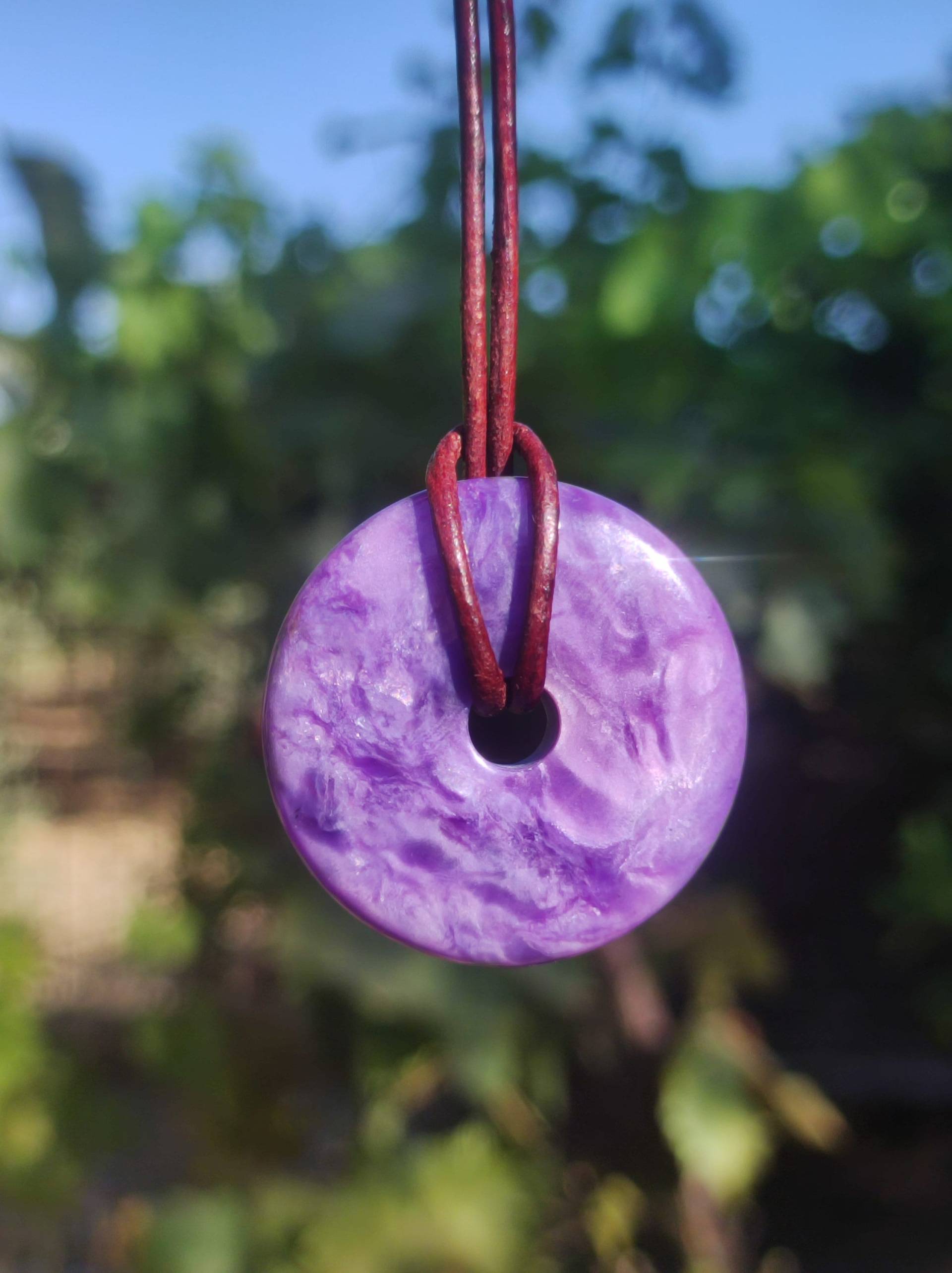 Charoit Aaa Schutzdonut - Edelstein Donut Kette Rarität Selten Schutzsymbol Heilstein Kristall Hippie Boho Ethno Mann Frau Geschenk Er Sie Charoit Aaa Schutzdonut - Edelstein Donut Kette Rarität Selten Schutzsymbol Heilstein Kristall Hippie Boho Ethno Mann Frau Geschenk Er Sie von ArtOfNatureBerlin