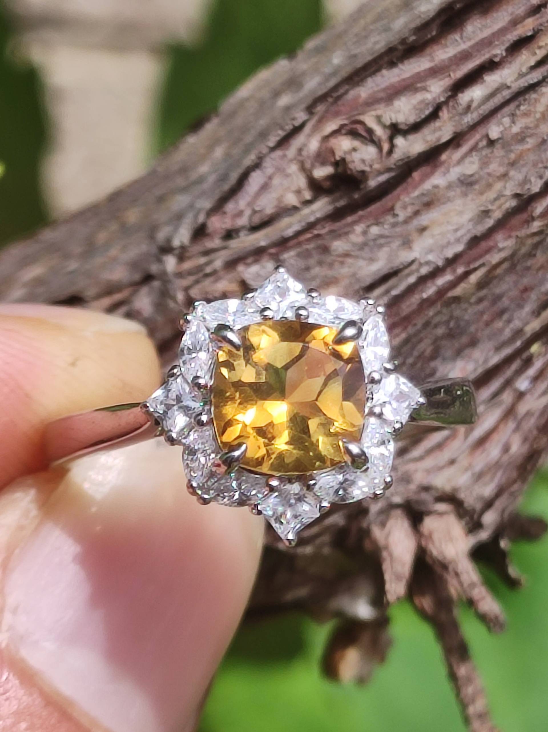 Citrin Aaa - 925 Silber Ring Verstellbar Edelstein Gelb Natur Heilstein Energie Vintage Frau Hochwertig Geschenk Sie Mutter Citrin Aaa - 925 Silber Ring Verstellbar Edelstein Gelb Natur Heilstein Energie Vintage Frau Hochwertig Geschenk Sie Mutter von ArtOfNatureBerlin