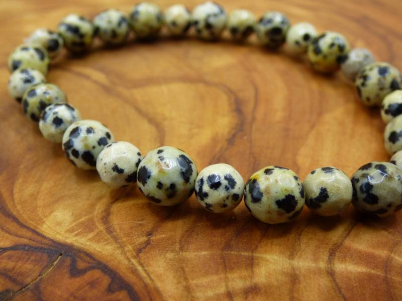 Dalmatiner Jaspis - Edelstein Armband Schwarz Weiß Goa Hippie Boho Natur Heilstein Geschenk Er Sie Mann Frau Freund Rarität Energie Chakra von ArtOfNatureBerlin