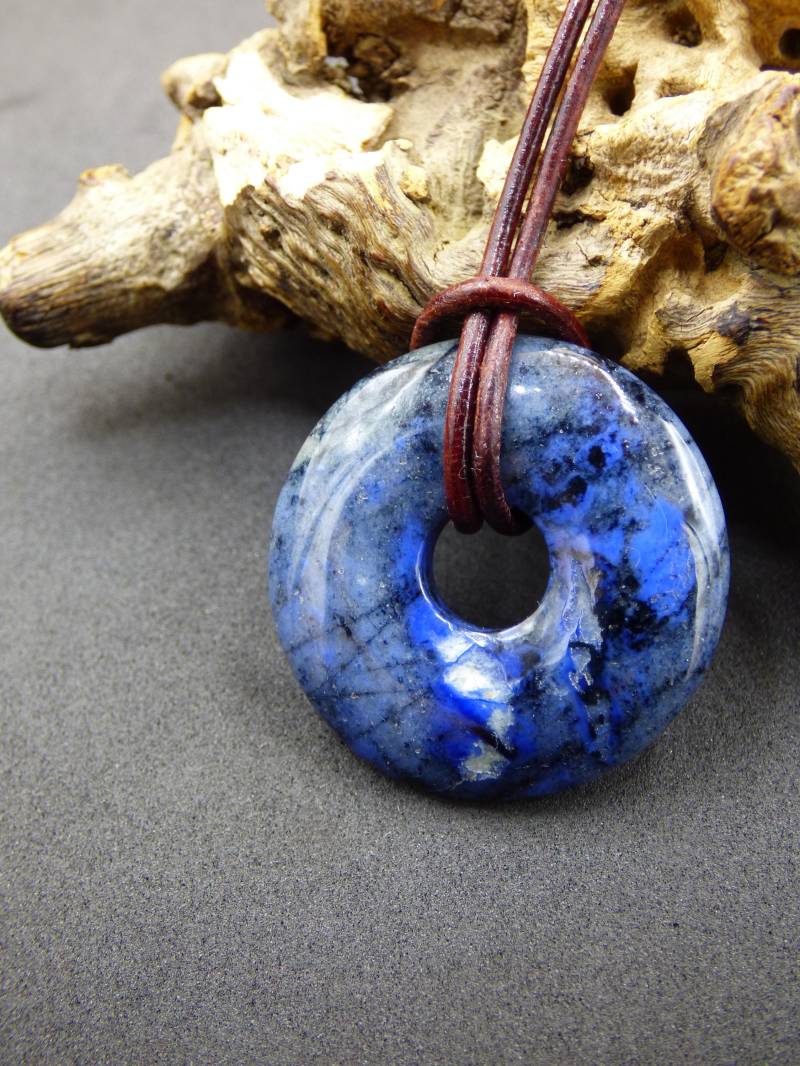 Dumortierit A 30mm - Edelstein Donut Kette Blau Mann Frau Vater Mutter Freund Heilstein Glück Schmuck Hippie Natur Rarität Geschenk Unikat von ArtOfNatureBerlin
