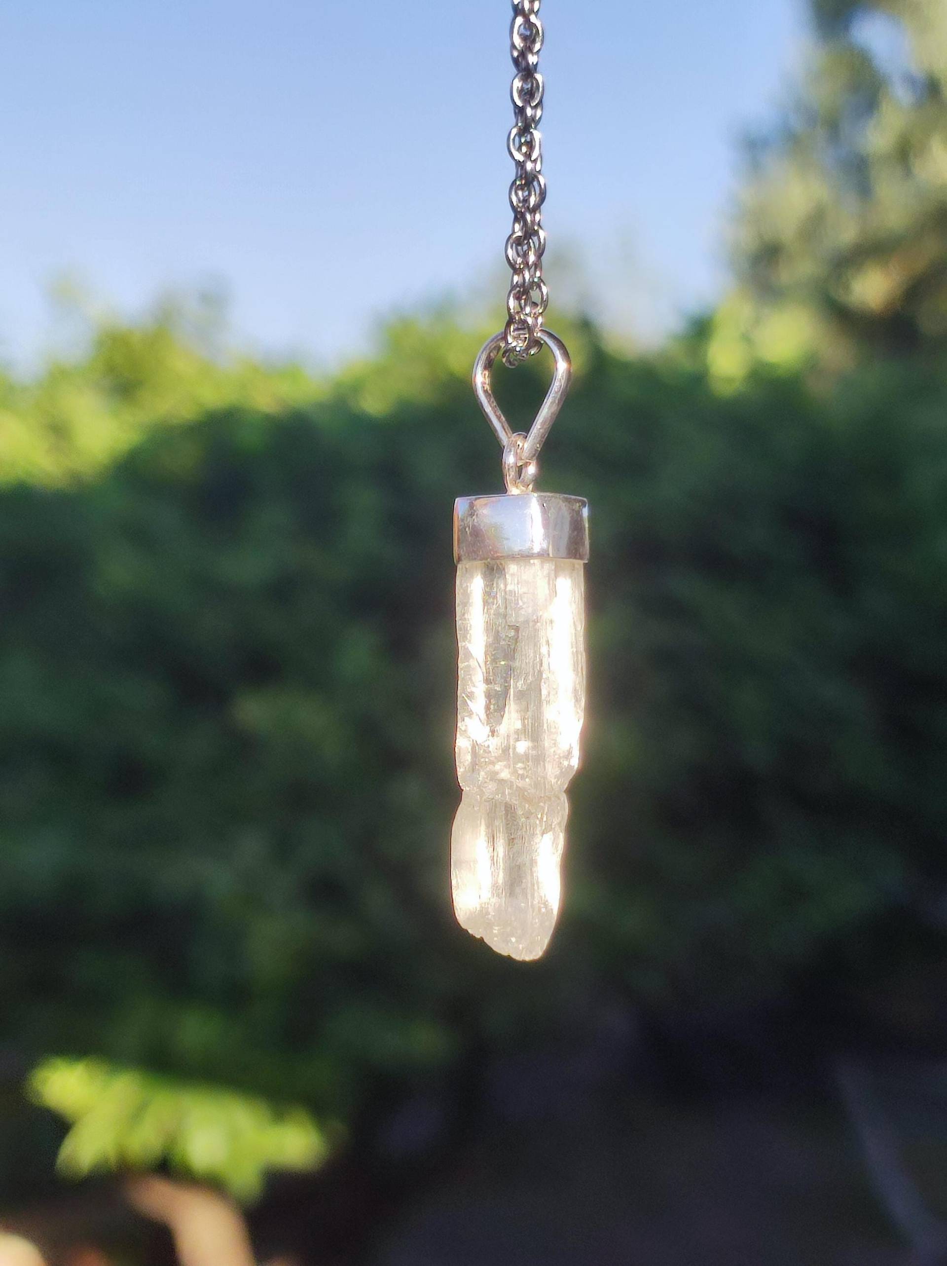 Hiddenit Aaa Rarität ~ 925 Sterling Silber Edelstein Kette ~Hippie ~Goa ~Boho ~Ethno ~Nature ~Heilstein Hiddenit Aaa Rarität ~ 925 Sterling Silber Edelstein Kette ~Hippie ~Goa ~Boho ~Ethno ~Nature ~Heilstein von ArtOfNatureBerlin