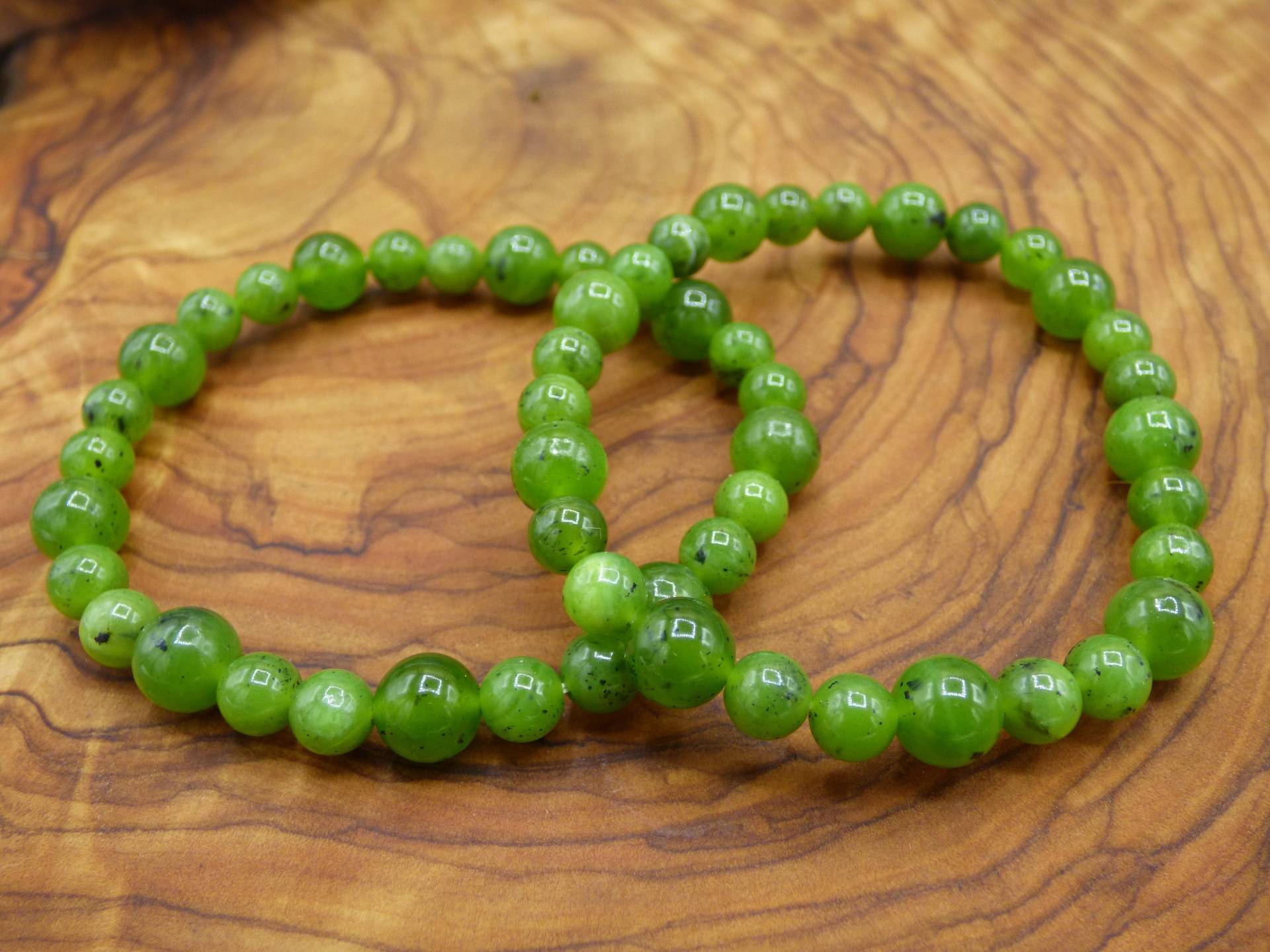Kanada Jade ~ Edelstein Armband Stretch Goa Hippie ~Boho ~Ethno ~Indie ~Nature ~Heilstein Energie Chakra Kanada Jade ~ Edelstein Armband Stretch Goa Hippie ~Boho ~Ethno ~Indie ~Nature ~Heilstein Energie Chakra von ArtOfNatureBerlin