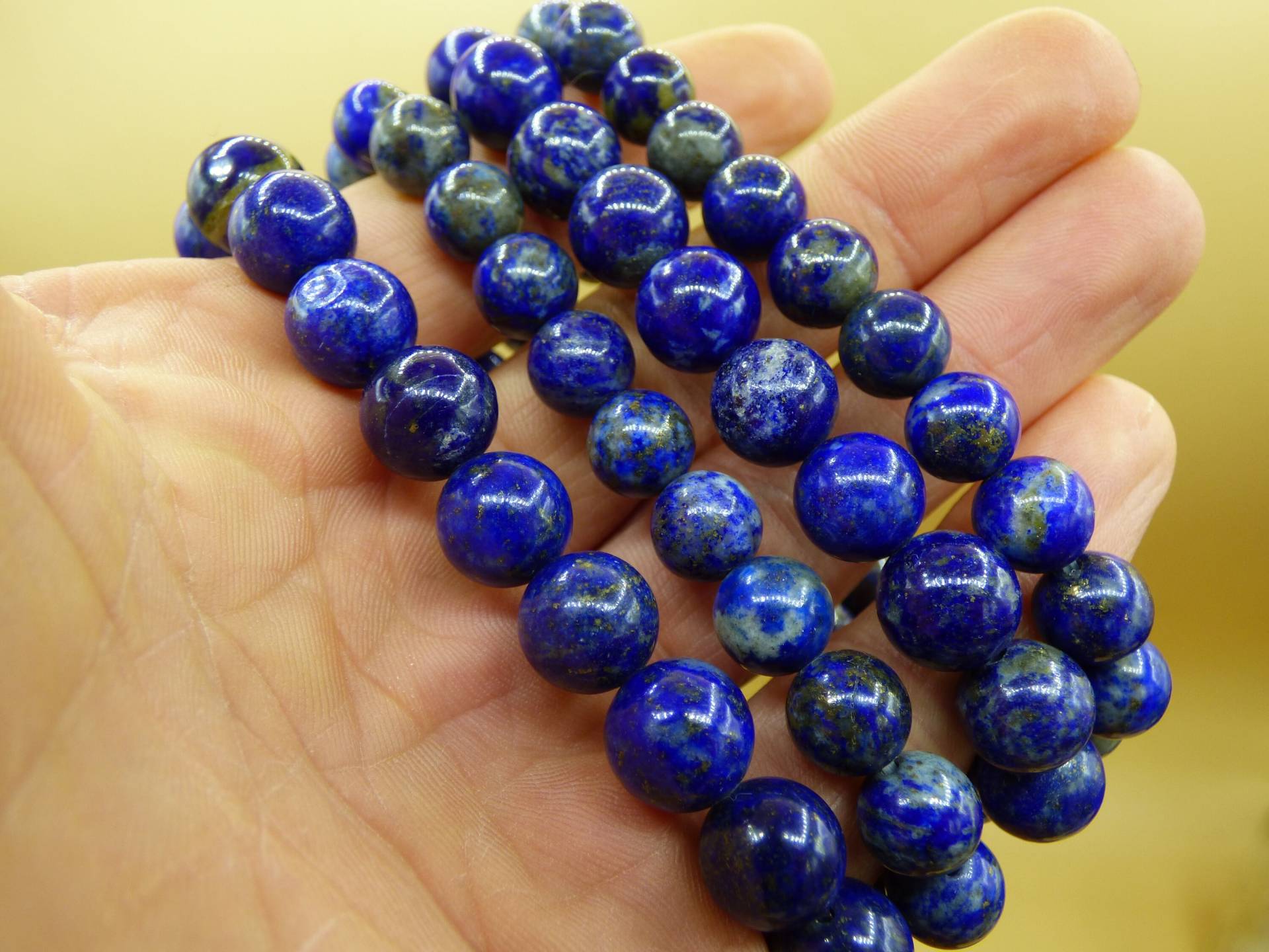 Lapislazuli - Edelstein Armband Blau Goa Hippie Boho Natur Heilstein Geschenk Er Sie Mann Frau Freund Rarität Kraft Energie Chakra Lapislazuli - Edelstein Armband Blau Goa Hippie Boho Natur Heilstein Geschenk Er Sie Mann Frau Freund Rarität Kraft Energie Chakra von ArtOfNatureBerlin