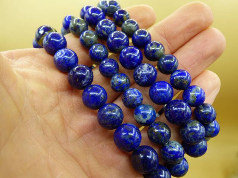 Lapislazuli - Edelstein Armband Blau Goa Hippie Boho Natur Heilstein Geschenk Er Sie Mann Frau Freund Rarität Kraft Energie Chakra von ArtOfNatureBerlin
