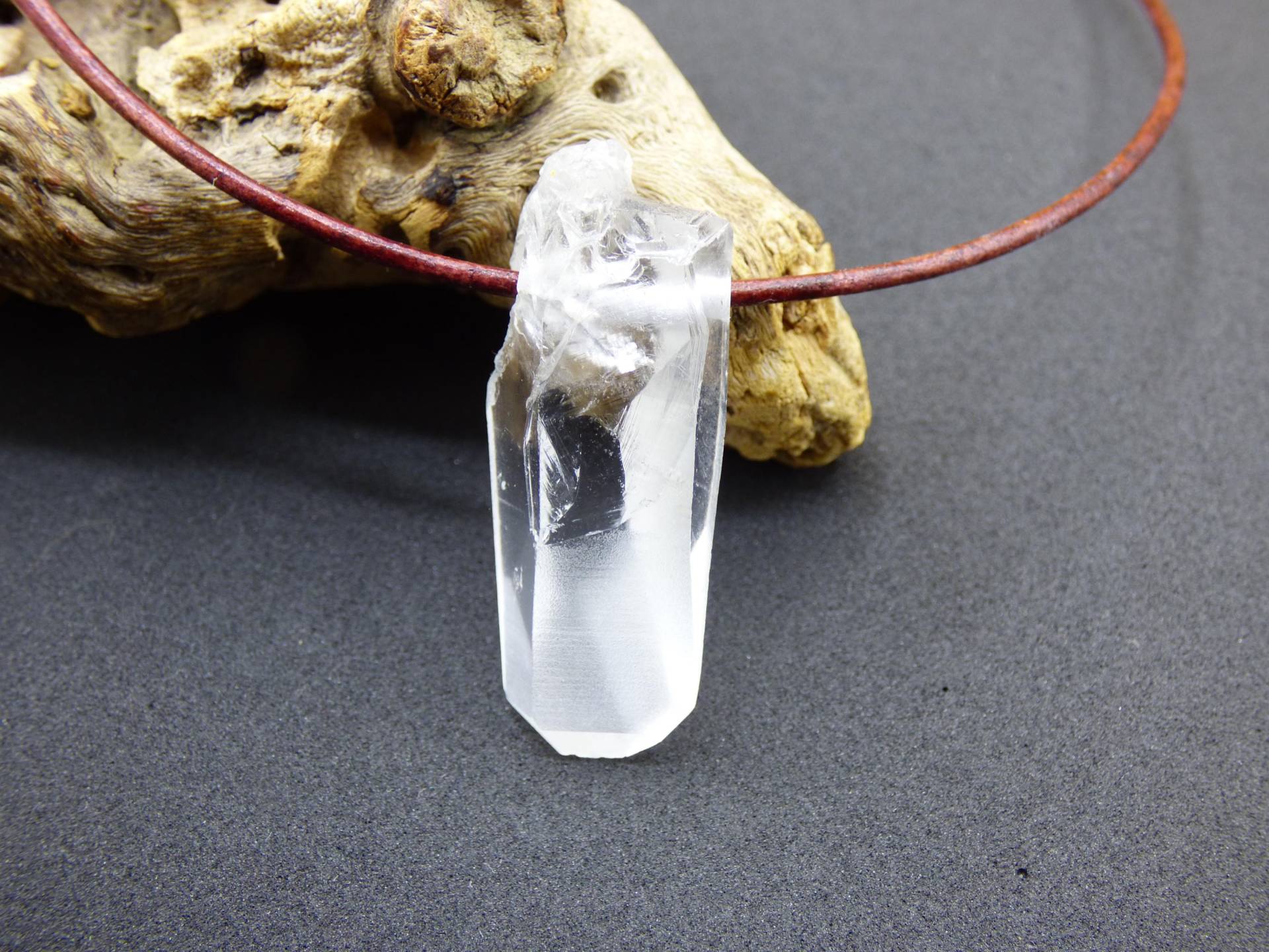 Lemurian Quarz ~ Edelstein Kette Klar Hippie Goa Boho Tibet Ethno Natur Heilstein Kraft Anhänger Mann Frau Geschenk Rarität Lemurian Quarz ~ Edelstein Kette Klar Hippie Goa Boho Tibet Ethno Natur Heilstein Kraft Anhänger Mann Frau Geschenk Rarität von ArtOfNatureBerlin