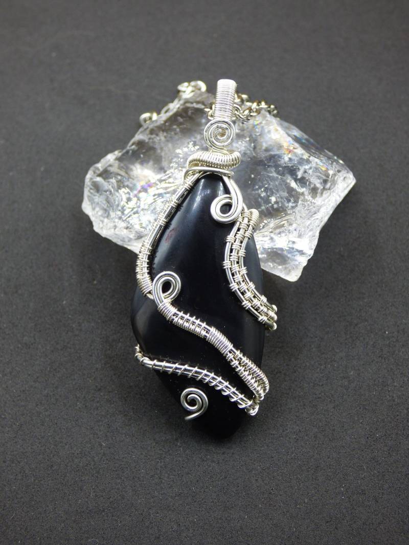 Midnight Lemurian Jade Schwarz ~Wire~ ~ Edelstein Kette Silber Kupferdraht Handarbeit Hippie Goa Ethno Nature Heilstein Energie Chakra von ArtOfNatureBerlin