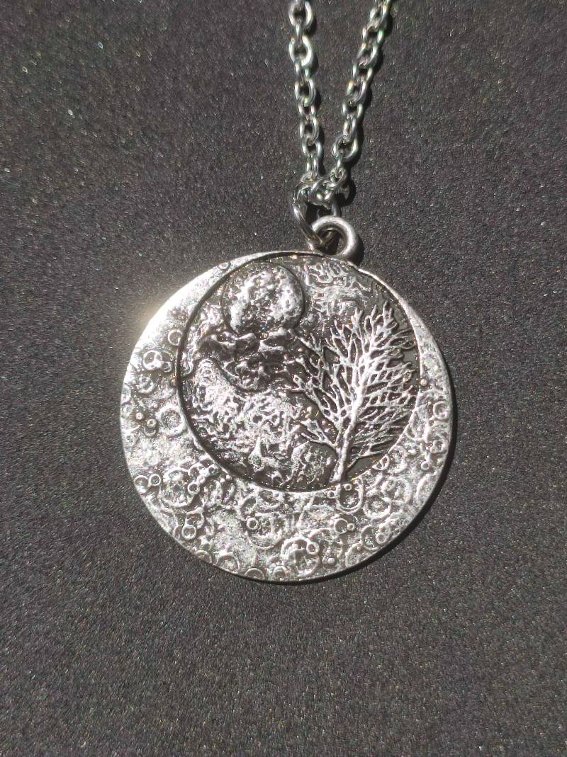 Mond Baum ~ Amulet Kette Anhänger Antik Silber Tibet Hippie Goa Boho Ethno Nature Esoterik Ethnic Lebensbaum Wurzeln Root Yin Yang Nacht von ArtOfNatureBerlin