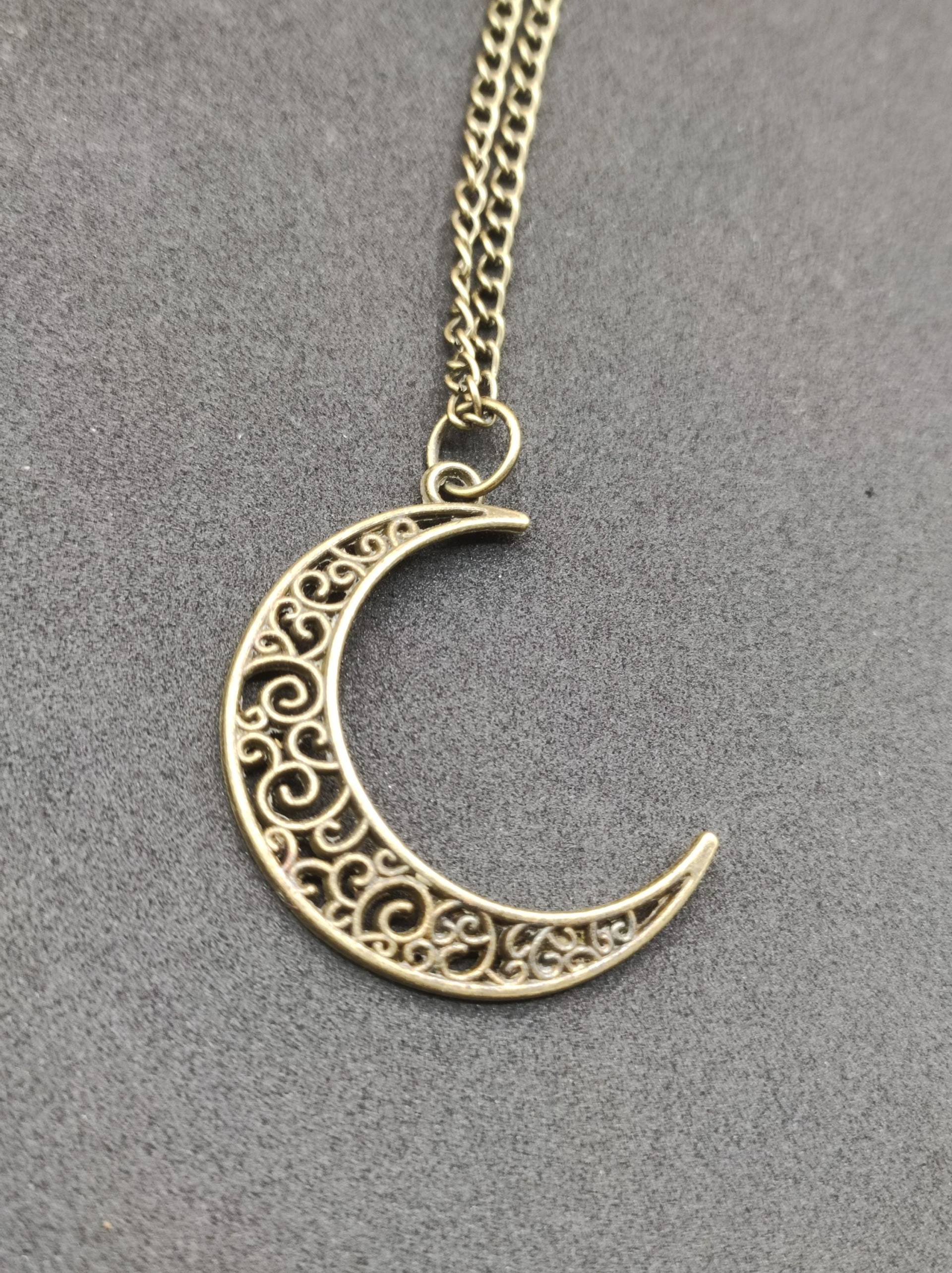 Mond Kette Anhänger Bronze Halbmond Geschenk Er Sie Frau Freundin Nacht Hippie Goa Boho Vintage Tibet Ethno Nature Energie Kraft Schmuck von ArtOfNatureBerlin