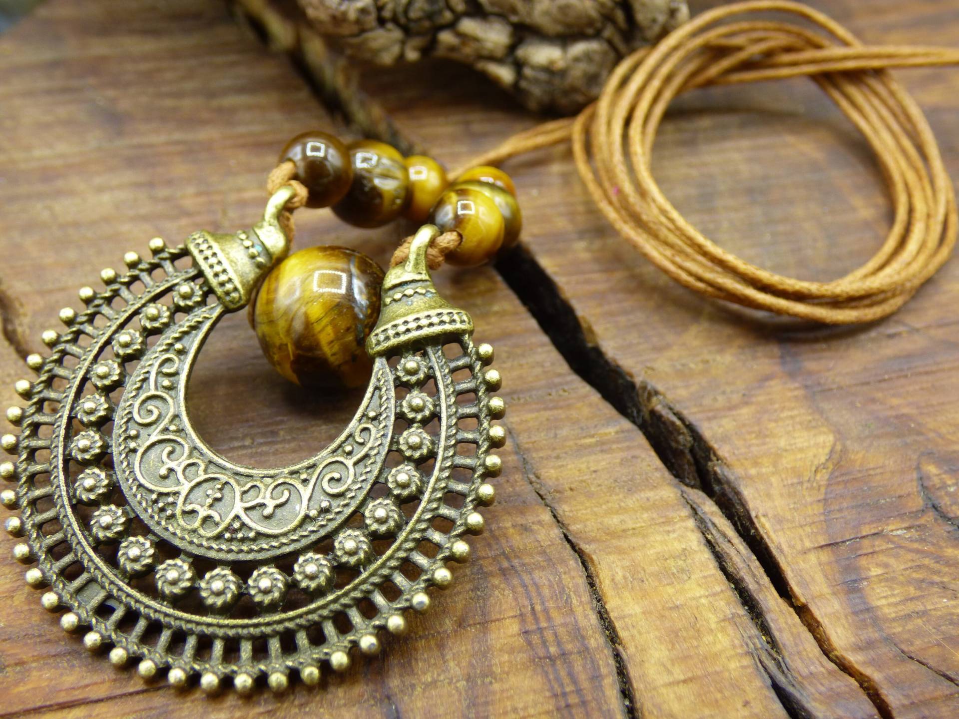 Mond Tigerauge Edelstein Kette Heilstein Braun Gold Natur Er Sie Mann Frau Geschenk Freundin Glück Anhänger Goa Boho Tibet Ethno Unikat von ArtOfNatureBerlin