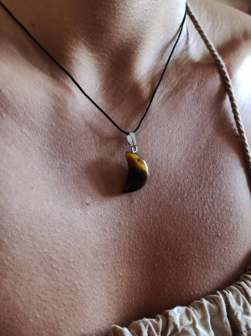 Mond Tigerauge Perle Edelstein Kette Heilstein Braun Gold Natur Er Sie Mann Frau Geschenk Freundin Glück Anhänger Goa Boho Tibet von ArtOfNatureBerlin