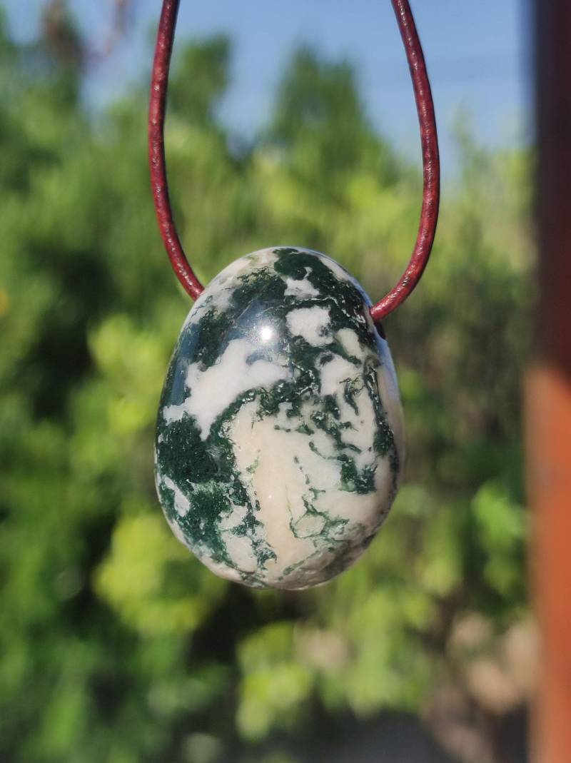 Moosachat - Edelstein Kette Grün Rund Heilstein Energie Natur Grün Klar Schmuck Anhänger Echt Geschenk Freund Frau Mann Er Sie Mutter von ArtOfNatureBerlin