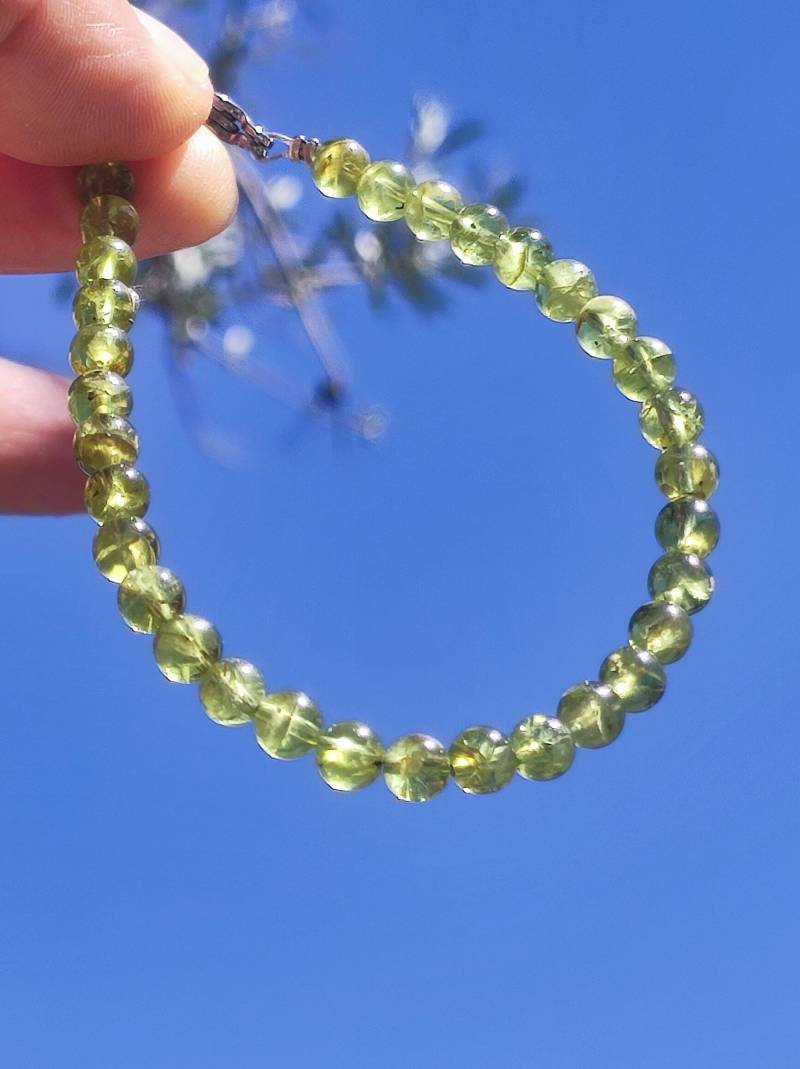 Peridot Aaa Edelstein Armband Grün Natur Rarität Edel Hochwertig Heilstein Damen Schmuck Qualität Geschenk Frau Mutter Mann Unisex Er Sie von ArtOfNatureBerlin