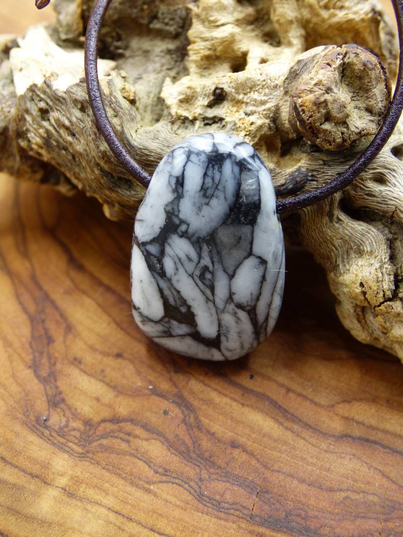 Pinolith ~ Edelstein Kette ~Hippie ~Goa ~Boho ~Ethno ~Nature ~Heilstein von ArtOfNatureBerlin