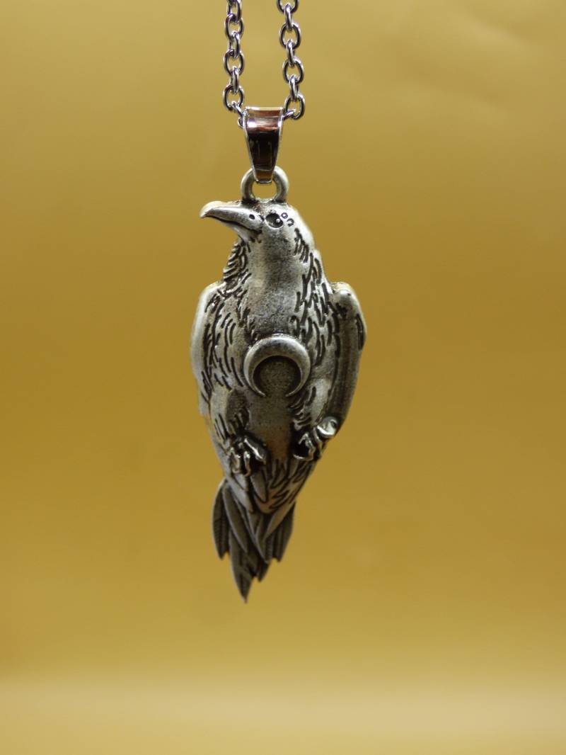 Raben Kette Mond ~ Amulet Antik Silber Messing Hippie Goa Boho Tibet Ethno Nature Esoterik Ethnic Lebensbaum Wurzeln Root Yin Yang von ArtOfNatureBerlin