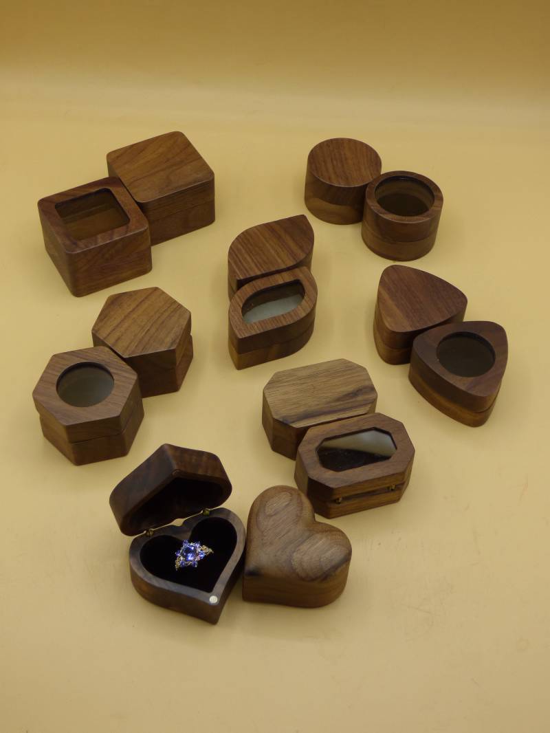 Ring Holz Box Hochzeit Verlobung Ehe Trauring Schatulle Geschenk Besonders Form Herz Blatt Rund Glas Übergabe Aufbewahrung Schmuck Jahrestag von ArtOfNatureBerlin
