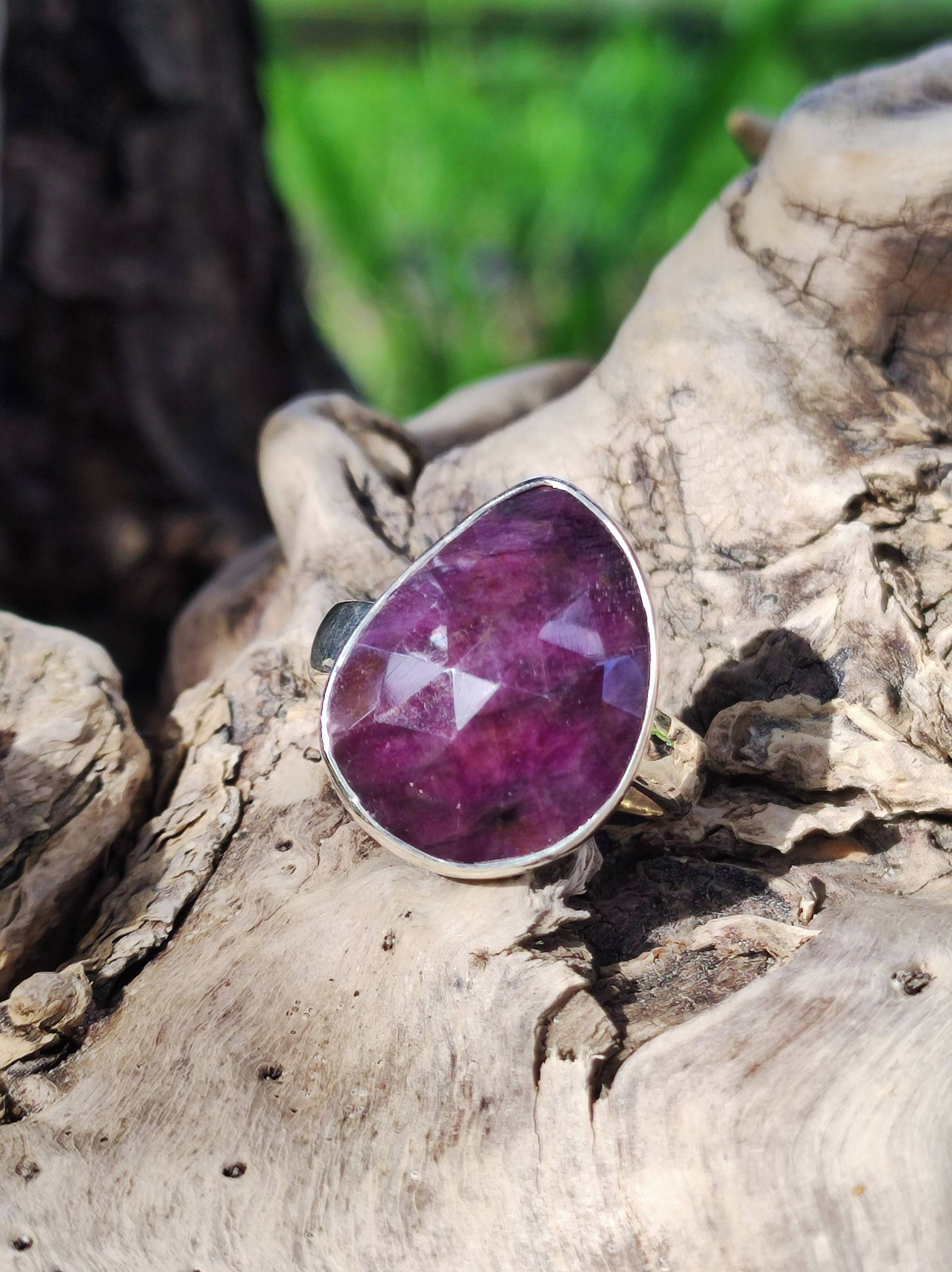 Rubin - 925 Silber Ring Gr. 52/16, 5~ Edelstein Gefasst Facettierter Schliff Natur Heilstein Rarität Selten Hochwertig Edel Geschenk Frau von ArtOfNatureBerlin