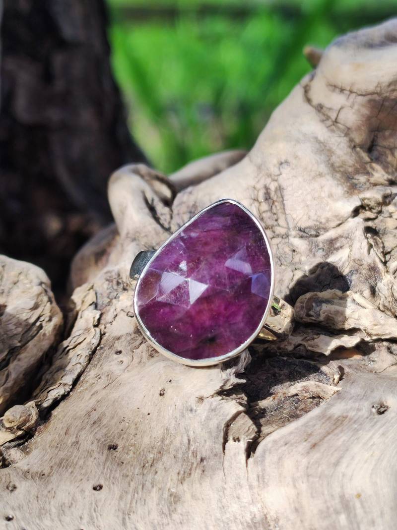 Rubin - 925 Silber Ring Gr. 52/16, 5~ Edelstein Gefasst Facettierter Schliff Natur Heilstein Rarität Selten Hochwertig Edel Geschenk Frau von ArtOfNatureBerlin