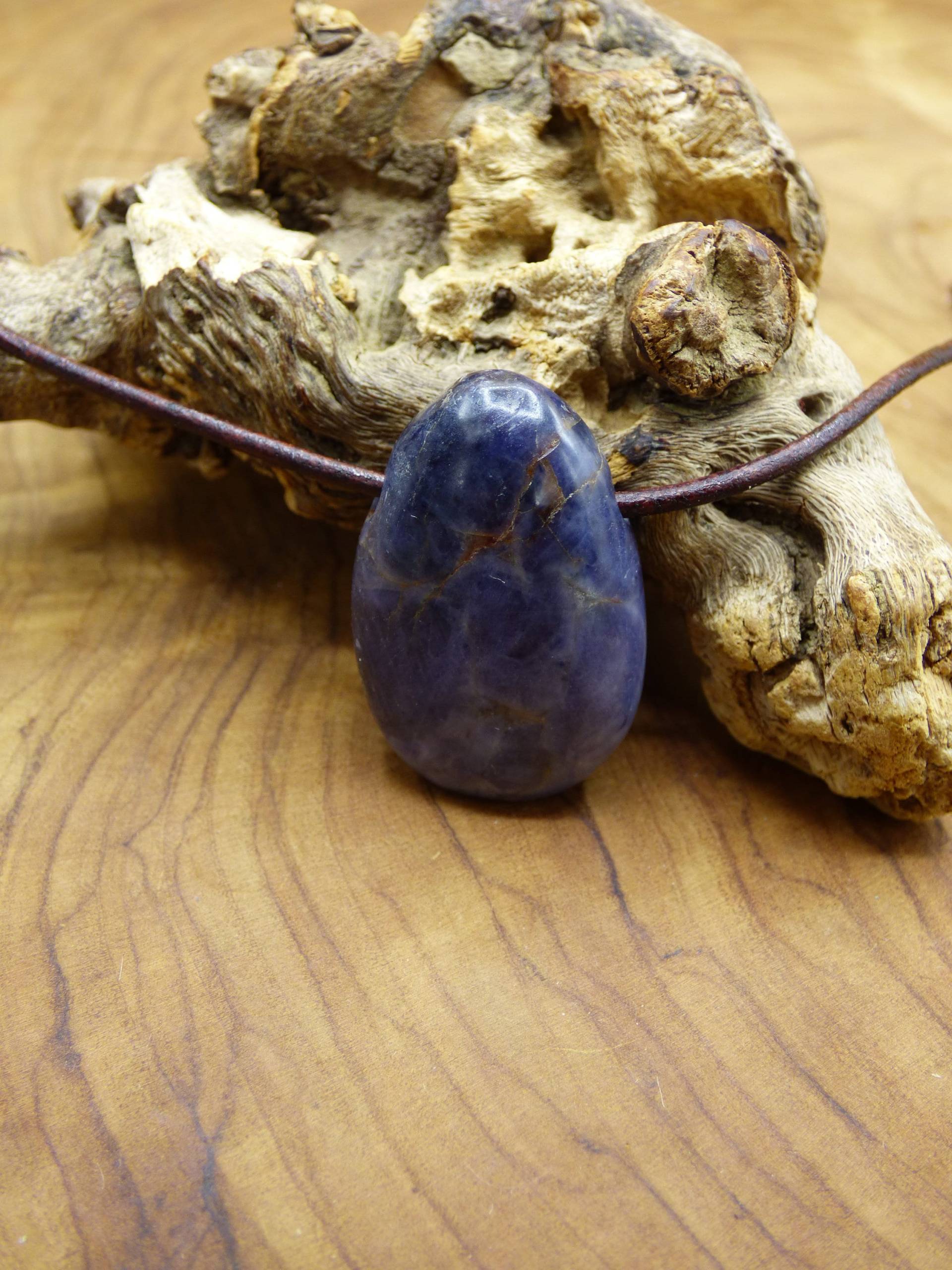 Saphir - Edelstein Kette Heilstein Blau Natur Geschenk Mann Frau Er Sie Vater Sohn Mutter Glück Energie Chakra Schutz Rarität Selten Sammler von ArtOfNatureBerlin