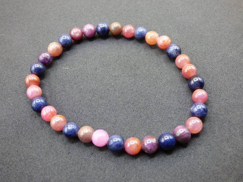 Saphir & Rubin - Edelstein Armband Blau Rot Pink Goa Hippie Boho Natur Heilstein Geschenk Er Sie Mann Frau Freund Rarität Energie Kraft von ArtOfNatureBerlin