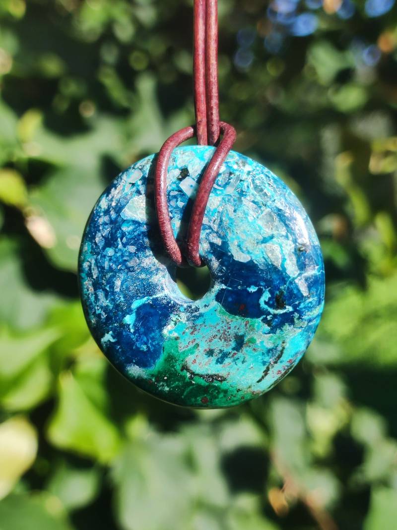Shattuckit - Chrysocoll Donut Edelstein Kette Heilstein Schutzsymbol Mann Frau Glück Hippie Goa Boho Tibet Ethno Natur Rarität Geschenk von ArtOfNatureBerlin