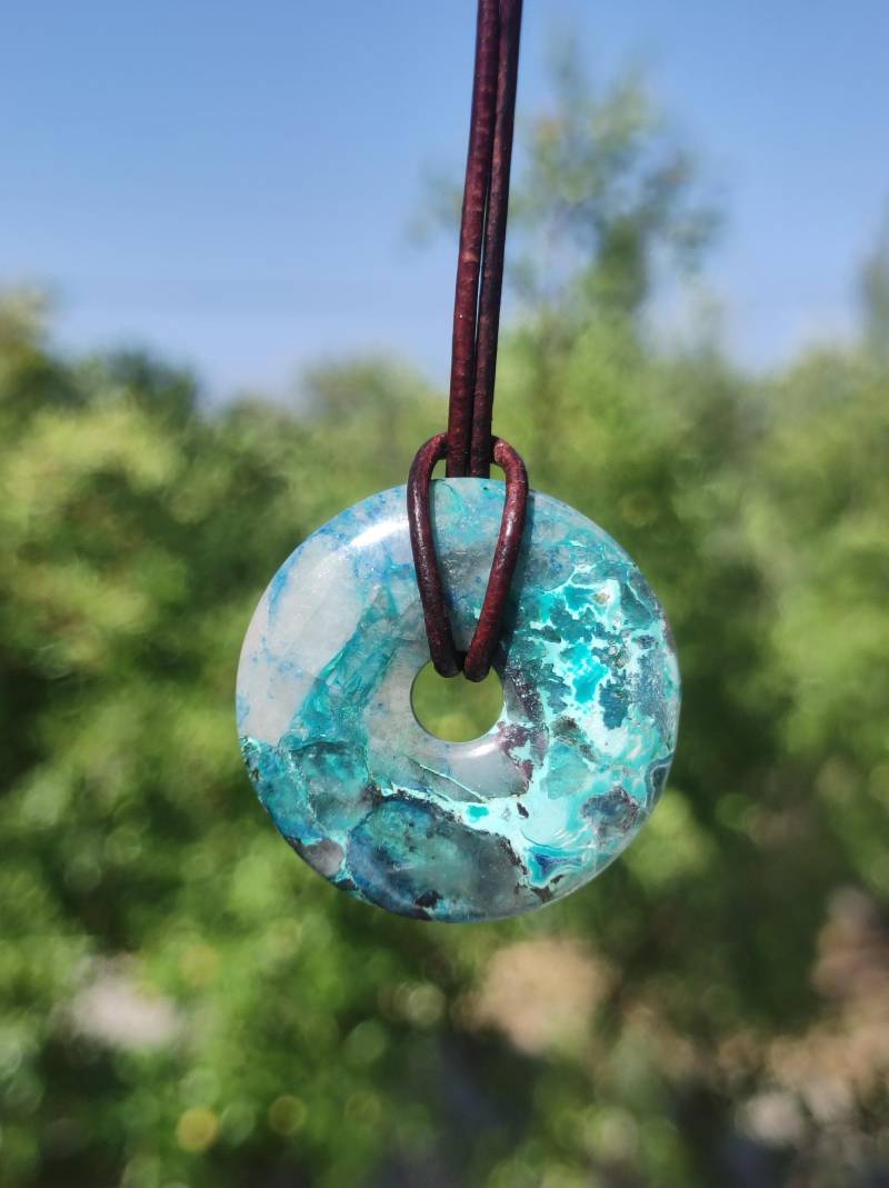Shattuckit - Chrysocoll Donut Edelstein Kette Heilstein Schutzsymbol Mann Frau Glück Hippie Goa Boho Tibet Ethno Natur Rarität Geschenk von ArtOfNatureBerlin