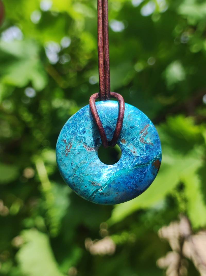 Shattuckit - Chrysocoll Donut Edelstein Kette Heilstein Schutzsymbol Mann Frau Glück Hippie Goa Boho Tibet Ethno Natur Rarität Geschenk von ArtOfNatureBerlin