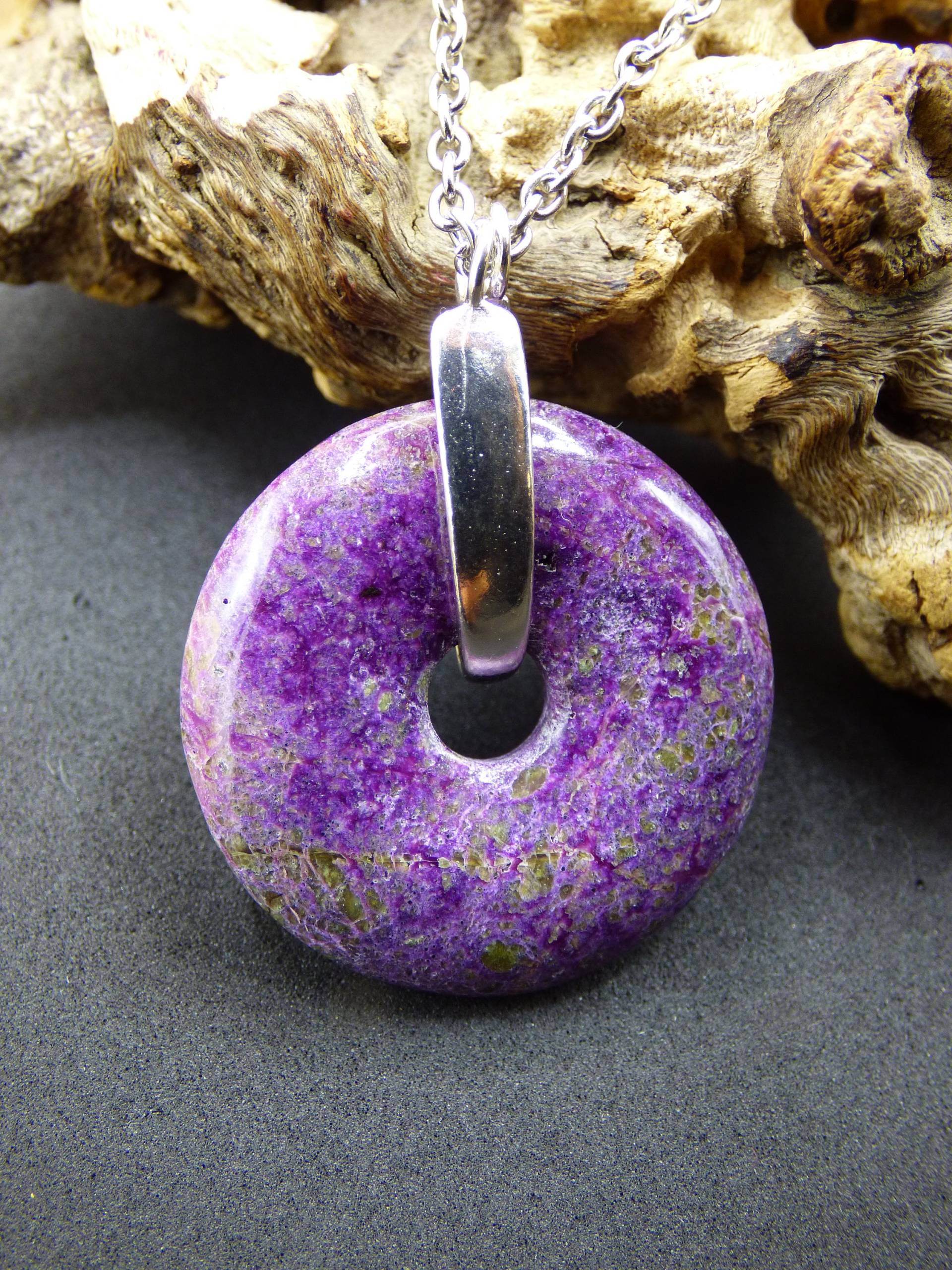 Stichtit ~ Donut Edelstein Kette 925 Sterling Silber Pi Schutzsymbol Lila Violett Hippie Chakra Boho Ethno Heilstein Festival Purpur Rarität von ArtOfNatureBerlin