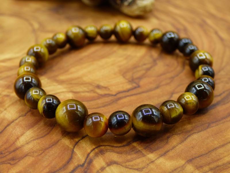 Tigerauge - Edelstein Armband Braun Schimmernd Hippie Boho Natur Heilstein Geschenk Er Sie Mann Frau Freund Rarität Energie Kraft Qualität von ArtOfNatureBerlin