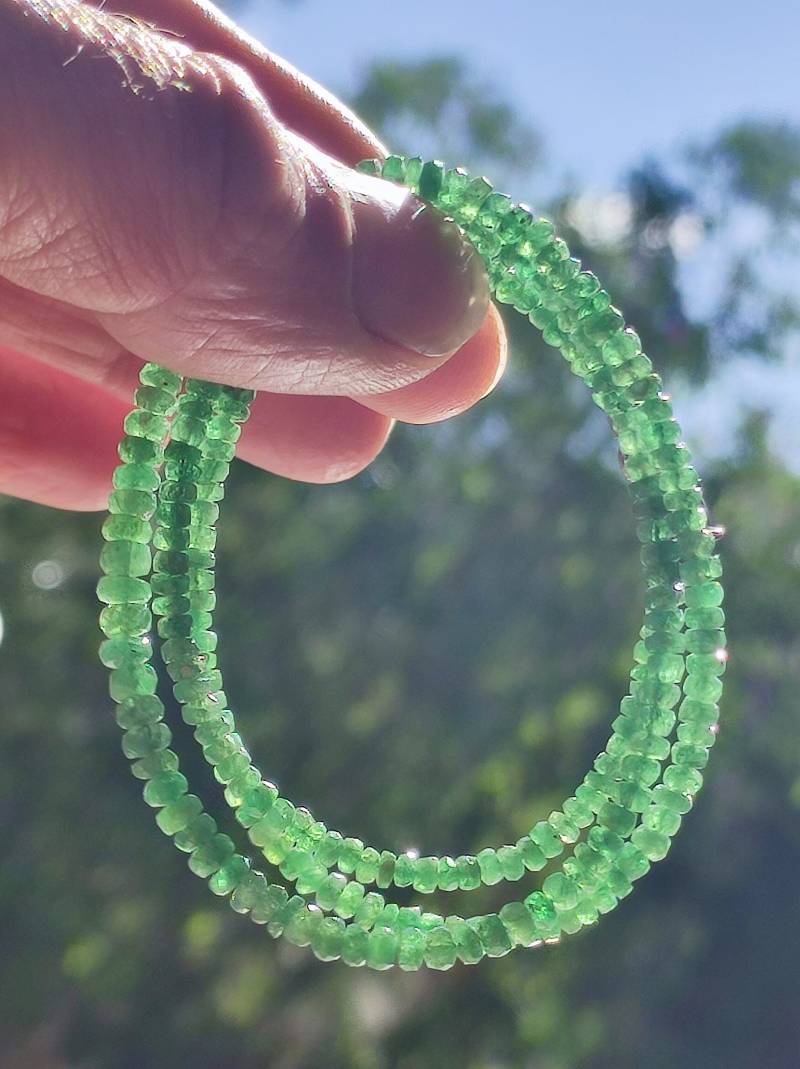 Tsavorit Rarität ~ 925 Sterling Silber Edelstein Kette Facettiert Ca. 2-4mm Natur Heilstein Geschenk Mann Frau Er Sie Weihnachten Edel von ArtOfNatureBerlin