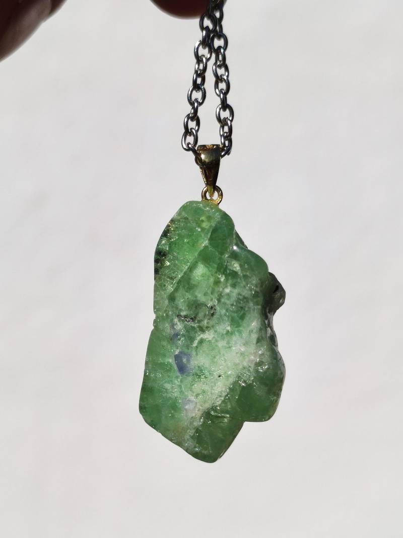 Tsavorit Rarität ~ 925 Sterling Silber Edelstein Kette Hippie Goa Boho Ethno Nature Heilstein Anhänger Geschenk Mann Frau Er Sie von ArtOfNatureBerlin