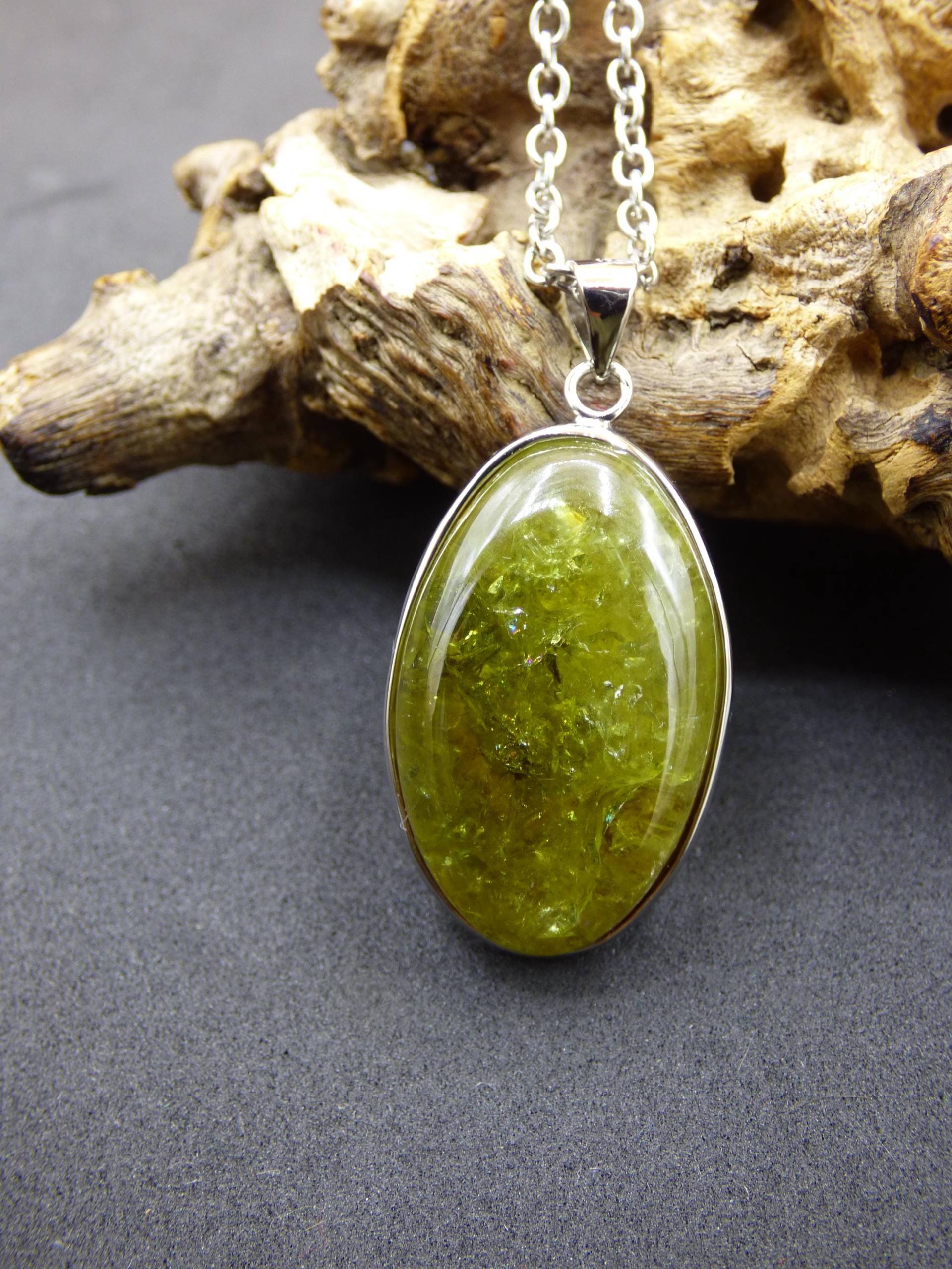 Vesuvianit Grün Aaa 925 Silber Edelstein Kette Natur Heilstein Kristall Rarität Anhänger Mann Frau Er Sie Geschenk Wunderschön Edel von ArtOfNatureBerlin