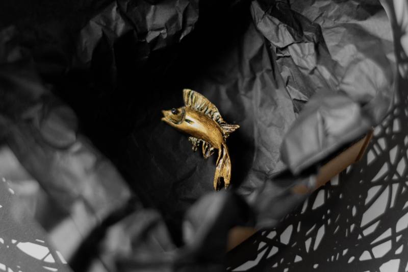 Goldene Fisch Brosche Handgemachte Brosche Aus Polymer Clay von ArtTerraceTreasures