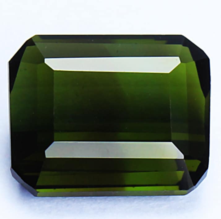 If 2.18Ct Schillernde Natürliche Ungewärmte Erde Mined Aaa Intensiv Grün Turmalin Mosambik von ArtTown