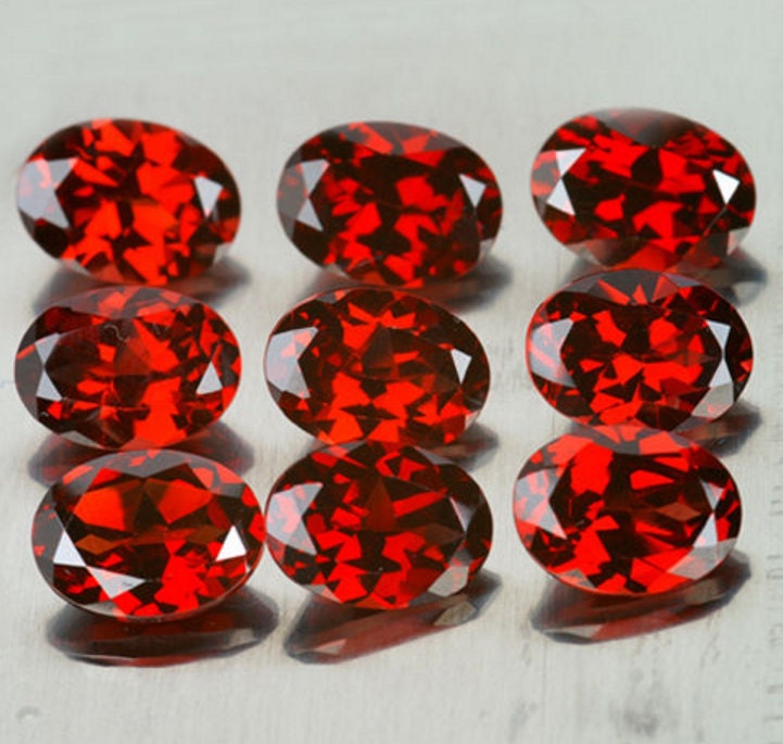 Unerhitzter Vvs 7.39Ct 9 Stück Oval 7x5mm Intensiv Roter Mosambik Granat 100% Natürliche Lose Edelsteine von ArtTown