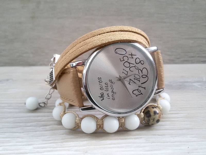 Beige Boho Uhr Für Frau Ich Bin Sowieso Zu Spät Lustiges Geschenk Frau, Die Damen Lustige Frauenuhr Geburtstagsgeschenk Sie Interessiert Beige Boho Uhr Für Frau Ich Bin Sowieso Zu Spät Lustiges Geschenk Frau, Die Damen Lustige Frauenuhr Geburtstagsgeschenk Sie Interessiert von ArtWatchDesign