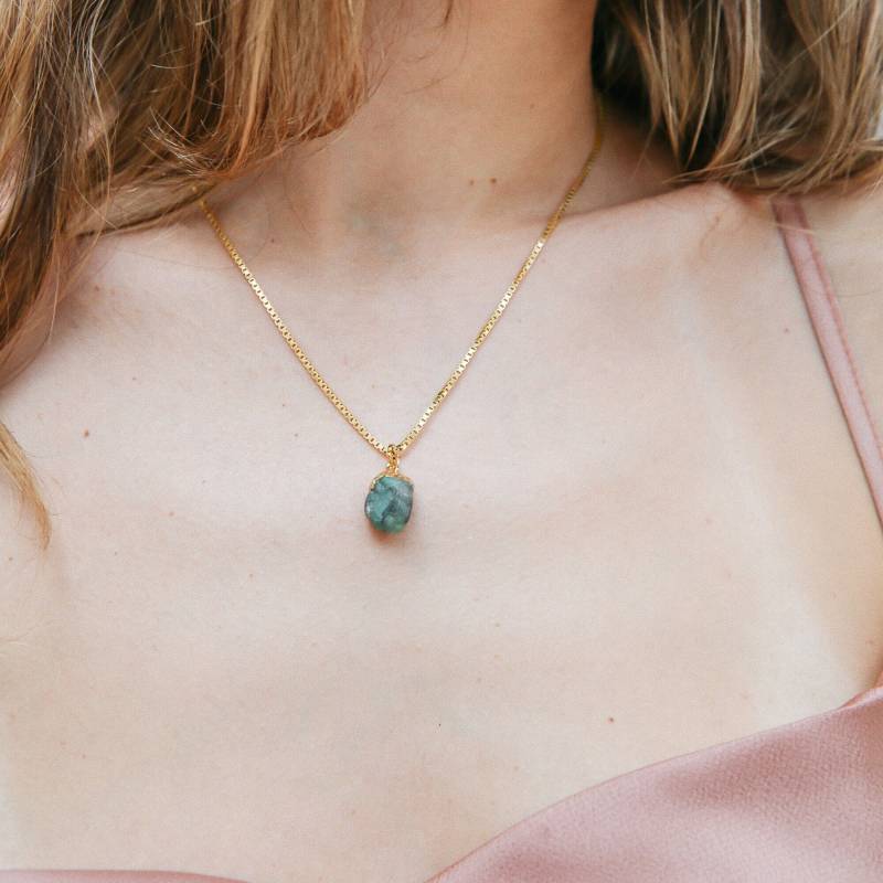 Rohe Smaragd Halskette, Mai Birthstone Edelstein Roher Heilung Kristall Schmuck, Valentinstag Geschenk von ArtandCraftsJewelry