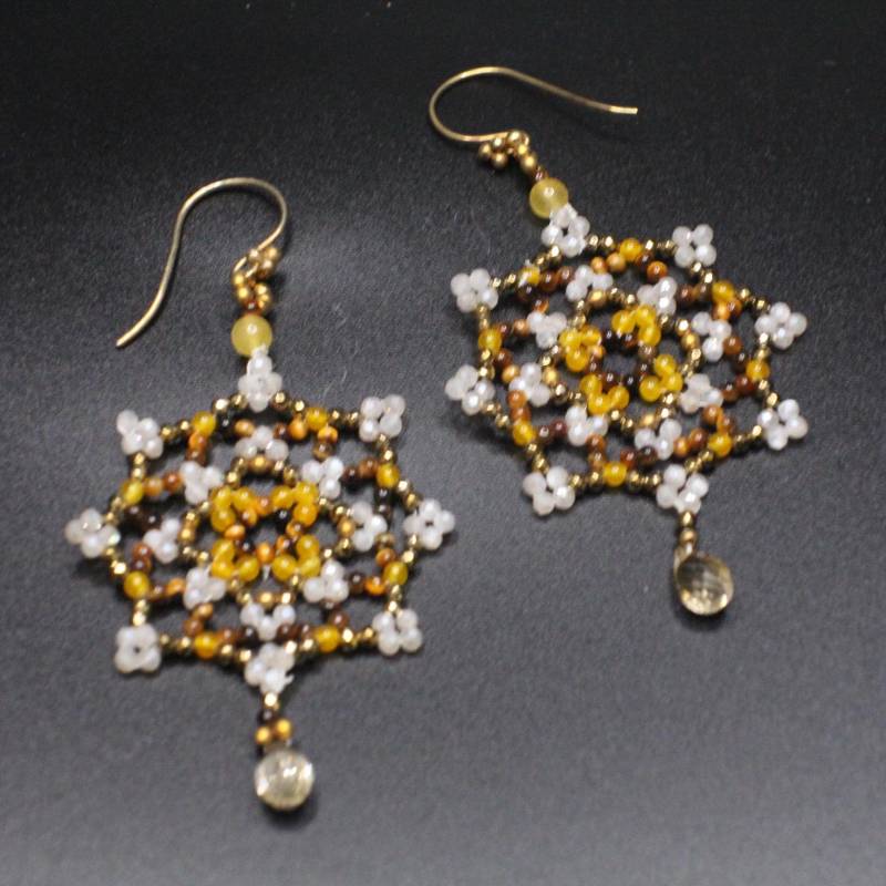 Mandala Ohrringe Mondstein, Tigerauge & Vermeil von ArtandtheDivine