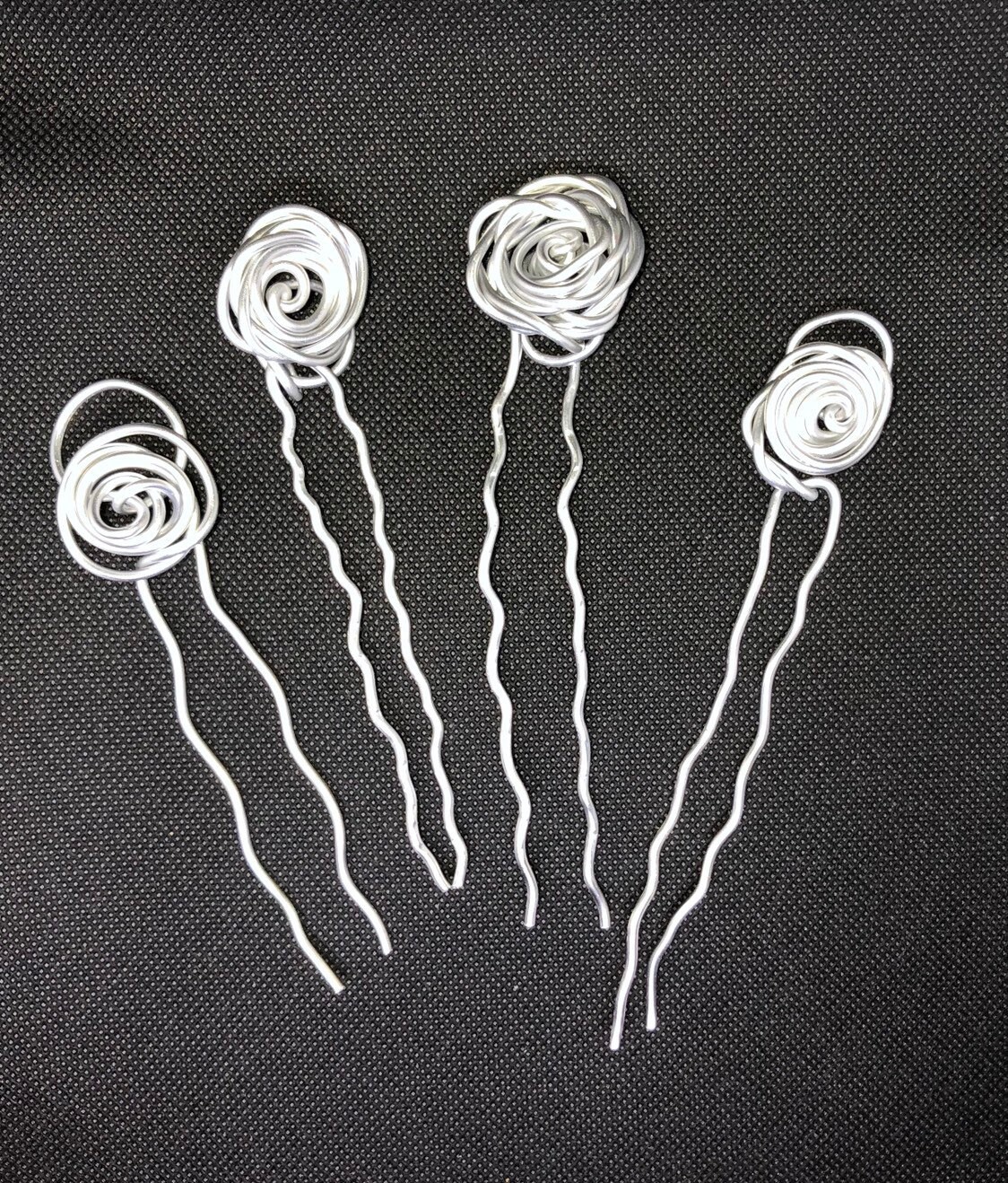 Twisted-Rose Haar Stickpin von ArtbyLawrie