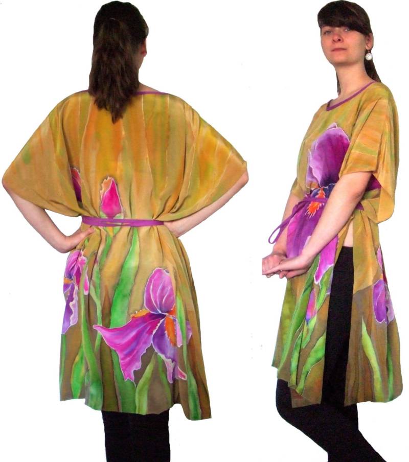 Seide Vertuschen Tunika Chiton Iris Hand Bemalt Onesizes Strand Kleid Kaftan Tragbare Kunst L, Xl, Xxl 100 % von ArtbyLora