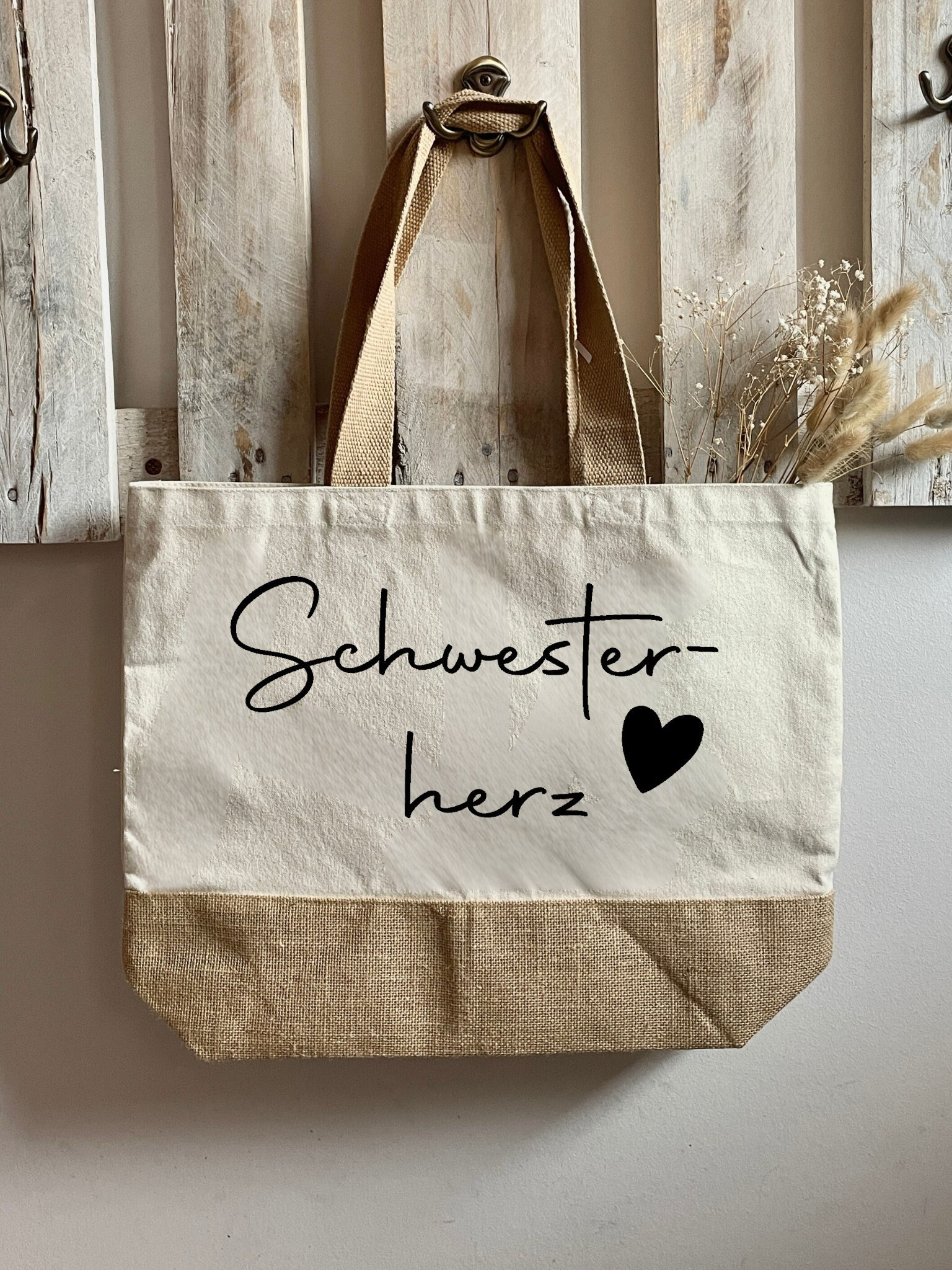 Jutebeutel Bedruckt "Schwesterherz" - Baumwollbeutel I Stofftasche Stoffbeutel Einkaufstasche Strandtasche Jutebeutel Bedruckt "Schwesterherz" - Baumwollbeutel I Stofftasche Stoffbeutel Einkaufstasche Strandtasche von ArtbyjaninaDE
