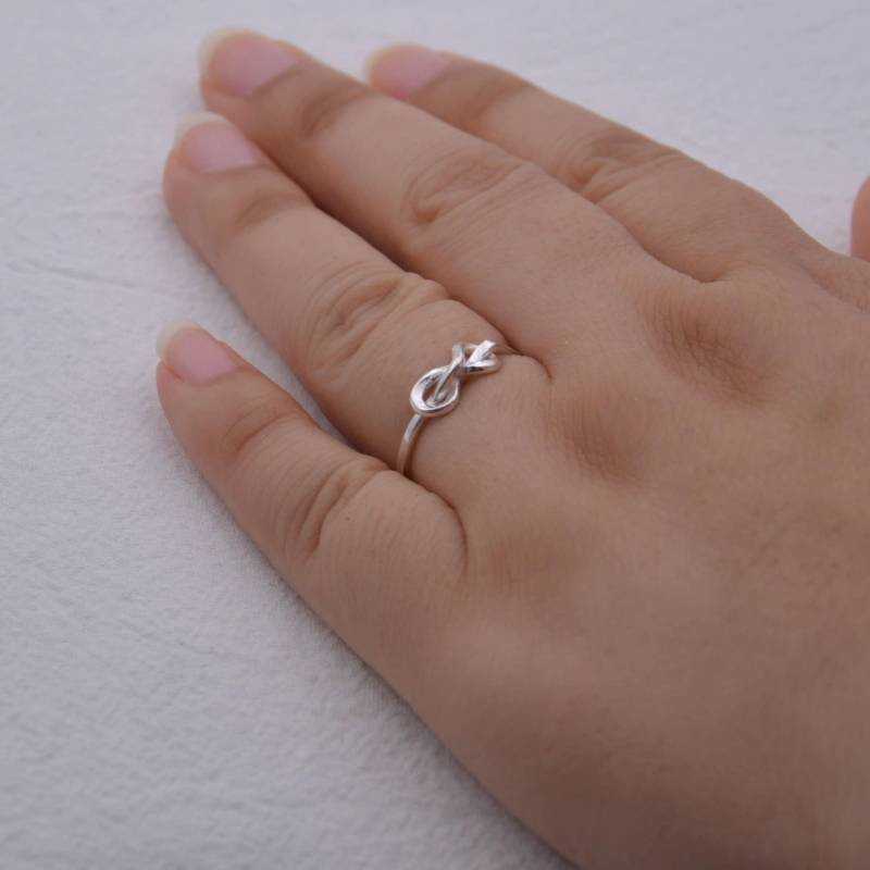Silber Infinity Ring Fliege Geschenk Für Neue Mutter von Artchain2013