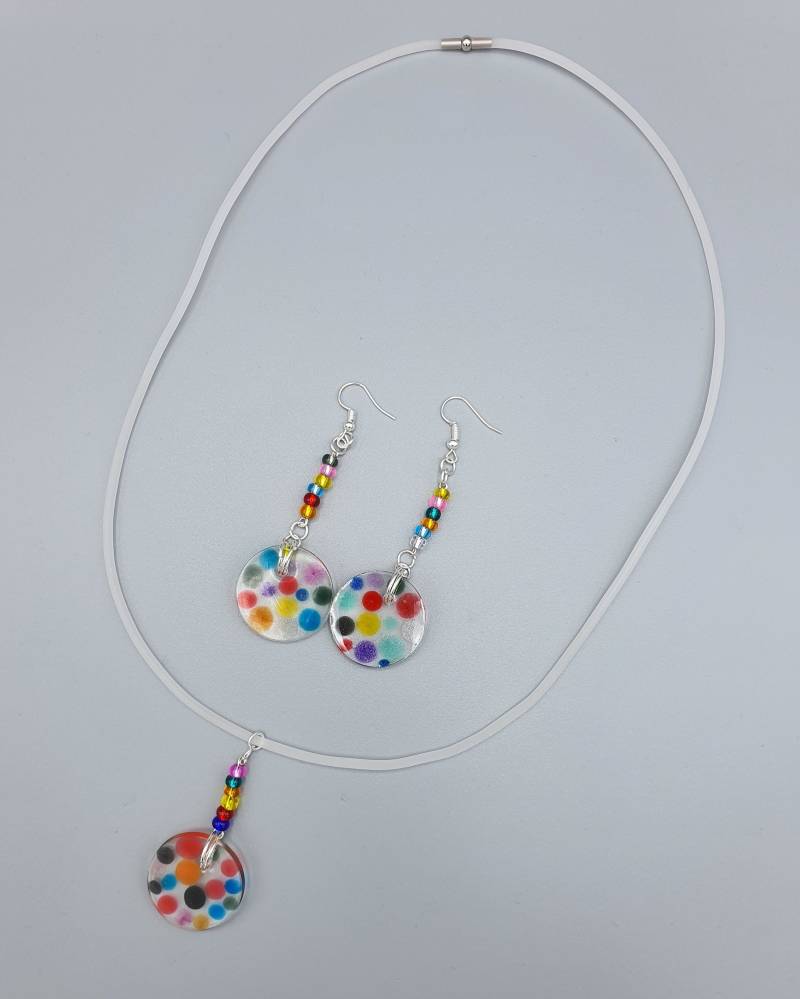 Kette Und Ohrringe Aus Gießharz, Versilbert von ArteLeone