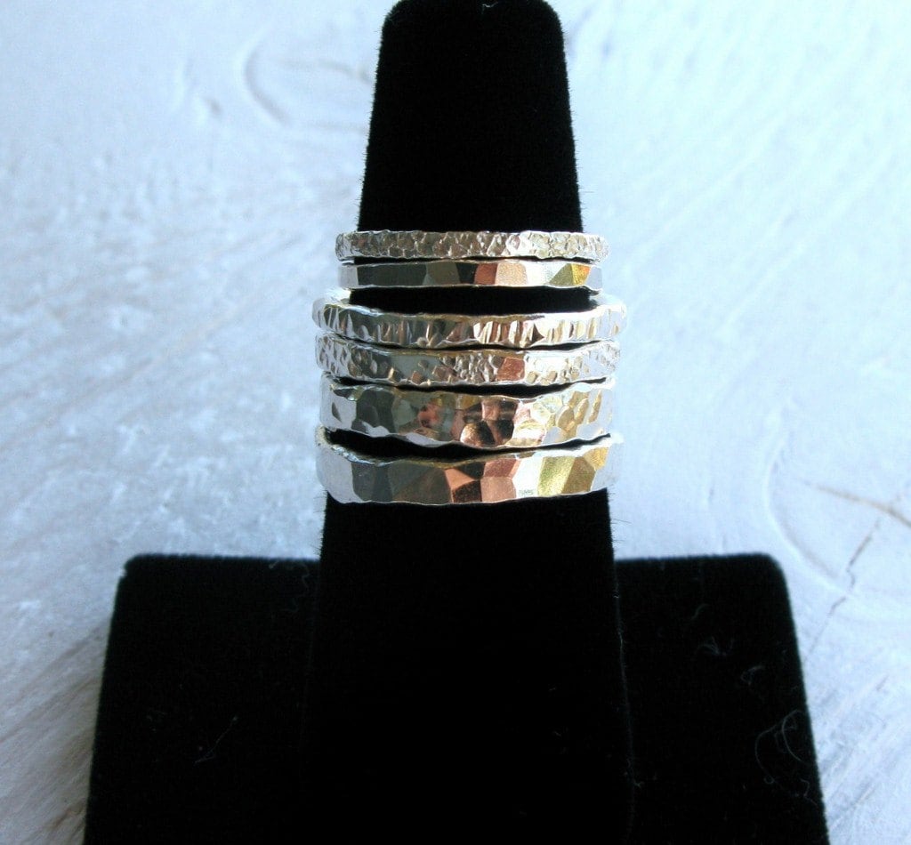 stapelbare Feinsilberringe, Set Von Fünf Ringen stapelbare Feinsilberringe, Set Von Fünf Ringen von ArtfulHummingbird