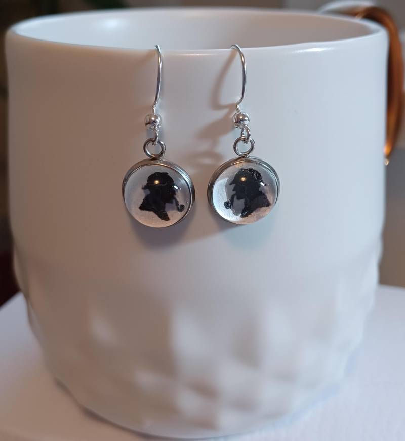 Sherlock Holmes Ohrringe von ArtfulPippinLLC