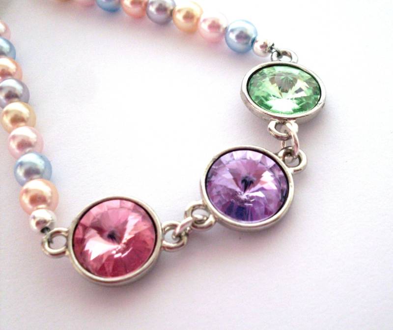 Pastell Perle Strang Armband, Strass 3 Große Steine in Rosa Mauve Mint Swarovski-Kristall, Schmuck von ArtfulTrinkets1