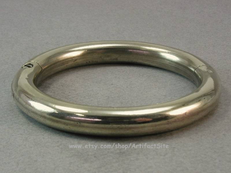 Schwerer Verschlussarmreif 3908 Schwerer Verschlussarmreif 3908 von ArtifactSite