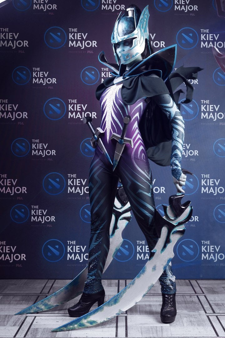 Phantom Assassin Aus Dota 2 Requisiten Phantom Assassin Aus Dota 2 Requisiten von ArtiflexCraft